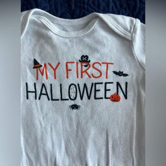 Size 3 months Carters My First Halloween onesie.  Like NEW. - Picture 2 of 3